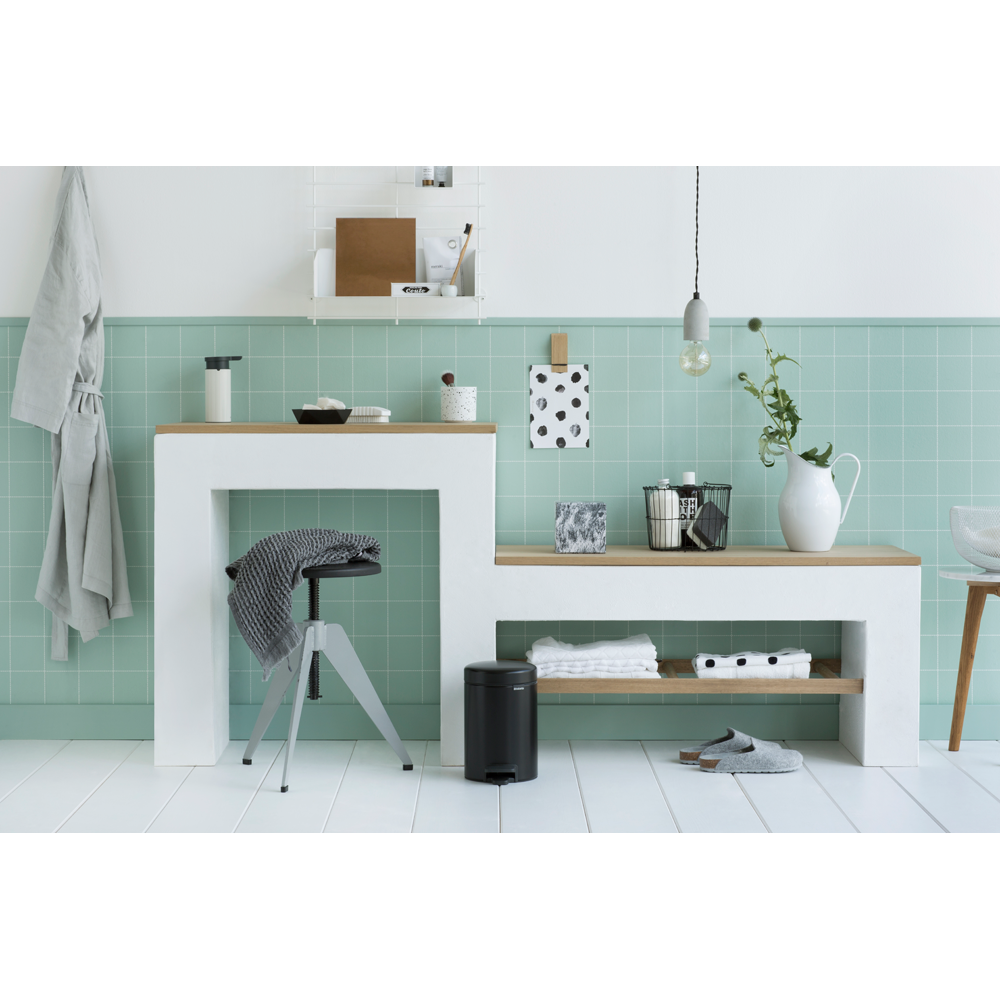 Pedal bin Brabantia Newicon 3 l, Matt Black